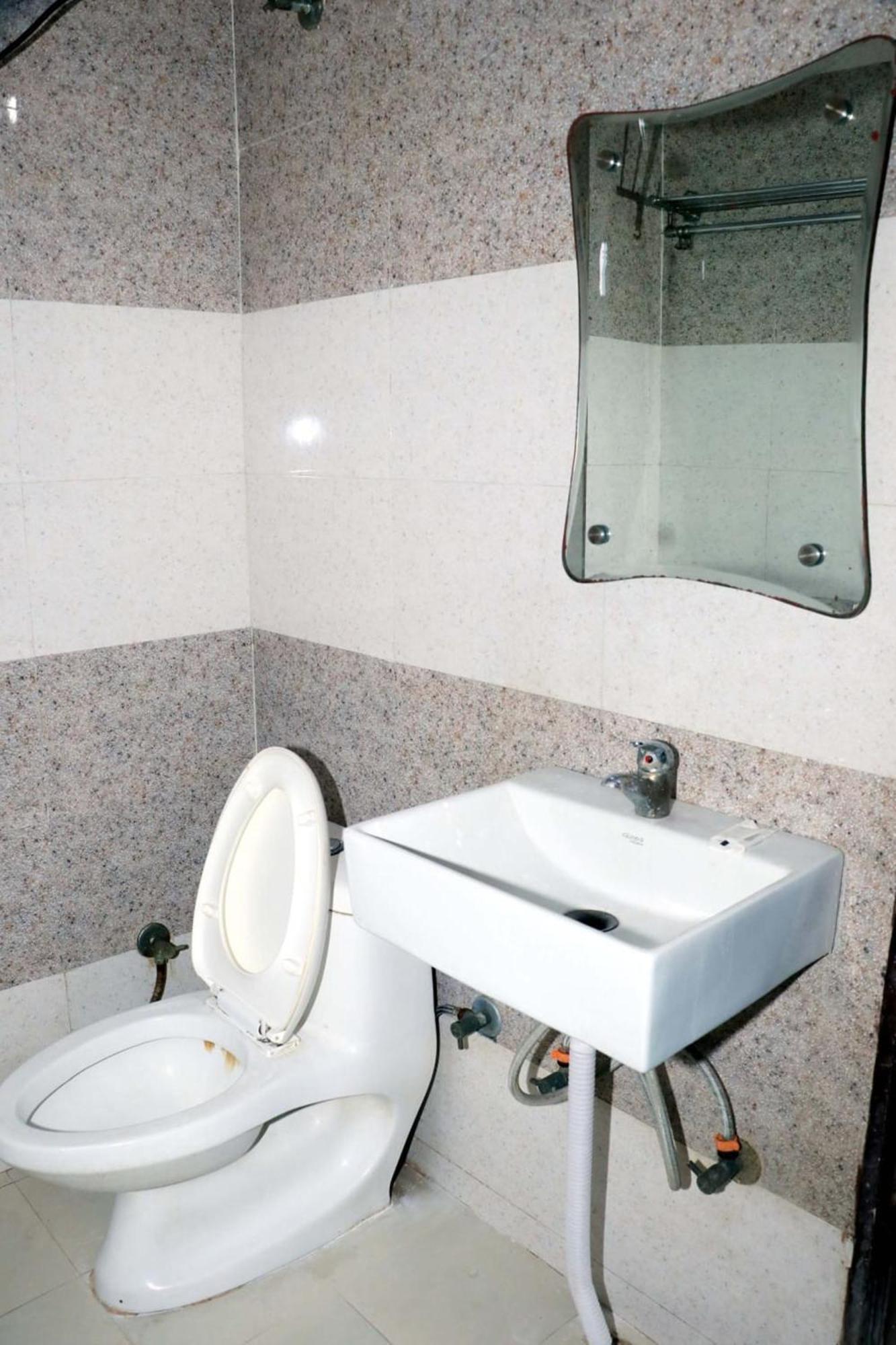 Airport Hotel Edge Home Stay Nueva Delhi Exterior foto