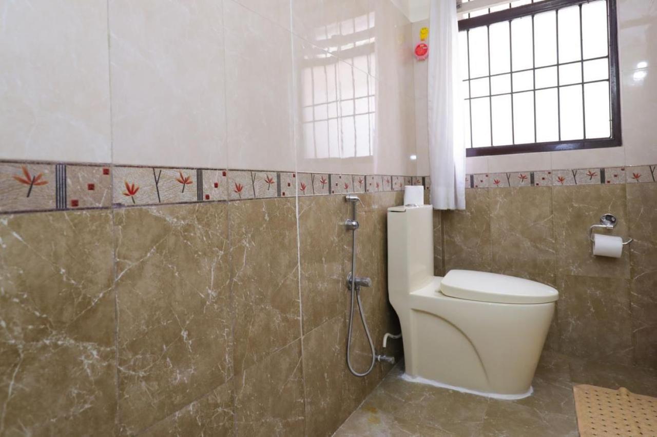 Airport Hotel Edge Home Stay Nueva Delhi Exterior foto